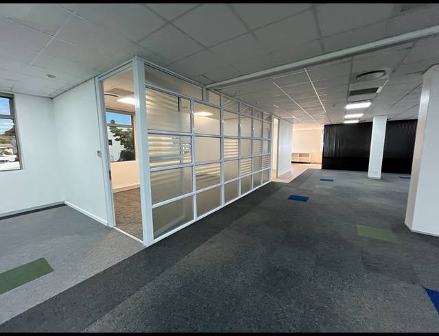 472M² OFFICE TO LET IN CLAREMONT